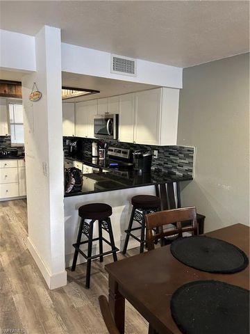 1754 Cape Coral PKWY E 103, Cape Coral, FL 33904