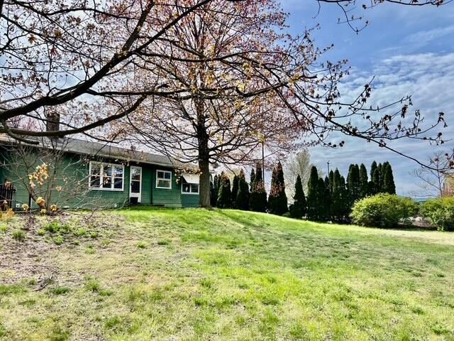 4895 Harvey Street, Norton Shores, MI 49444