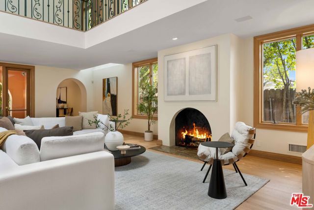 424 Marguerita Avenue, Santa Monica, CA 90402