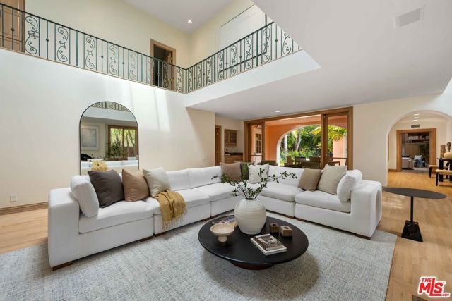 424 Marguerita Avenue, Santa Monica, CA 90402