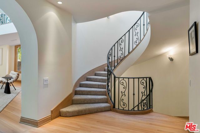 424 Marguerita Avenue, Santa Monica, CA 90402