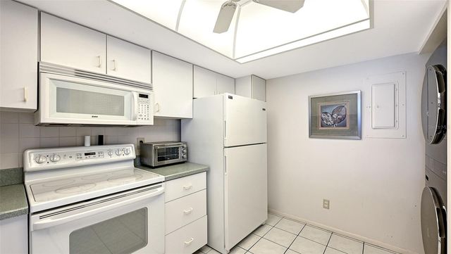 2045 GULF OF MEXICO DRIVE M1-511, Longboat Key, FL 34228