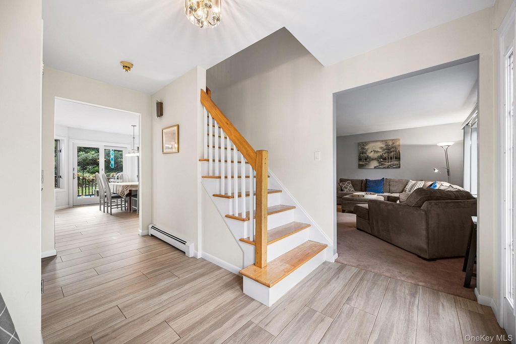 5 Rome Court, Cortlandt Manor, NY 10567 — photo 2