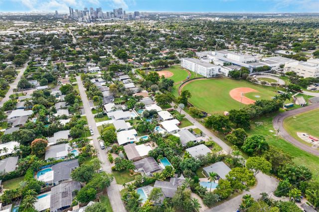 1731 NE 7th Ter, Fort Lauderdale, FL 33305