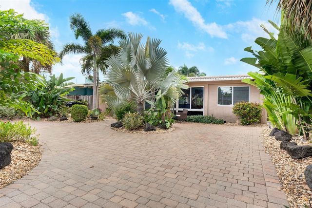 1731 NE 7th Ter, Fort Lauderdale, FL 33305