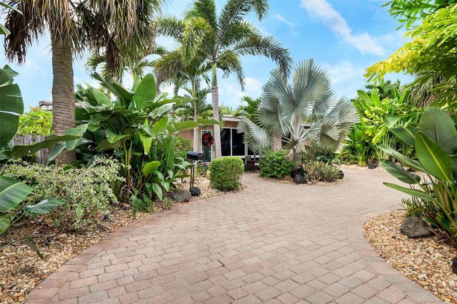 1731 NE 7th Ter, Fort Lauderdale, FL 33305