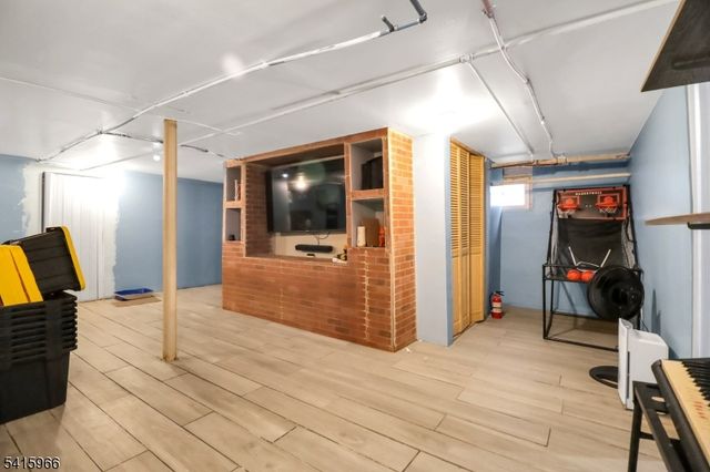 34 Cleveland Ave, Newark City, NJ 07106