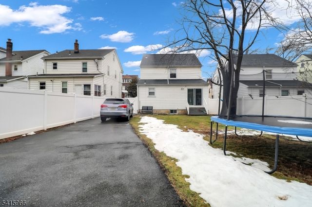 34 Cleveland Ave, Newark City, NJ 07106