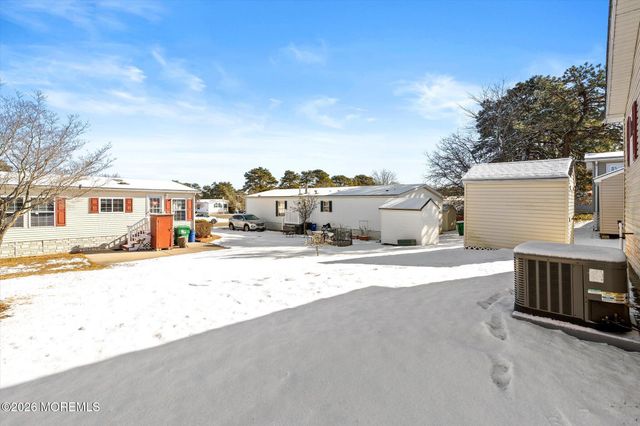 405 Maplehurst Court, Manchester, NJ 08759