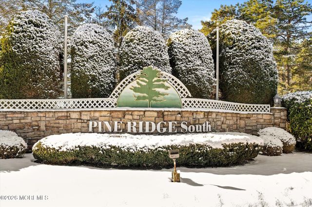 405 Maplehurst Court, Manchester, NJ 08759