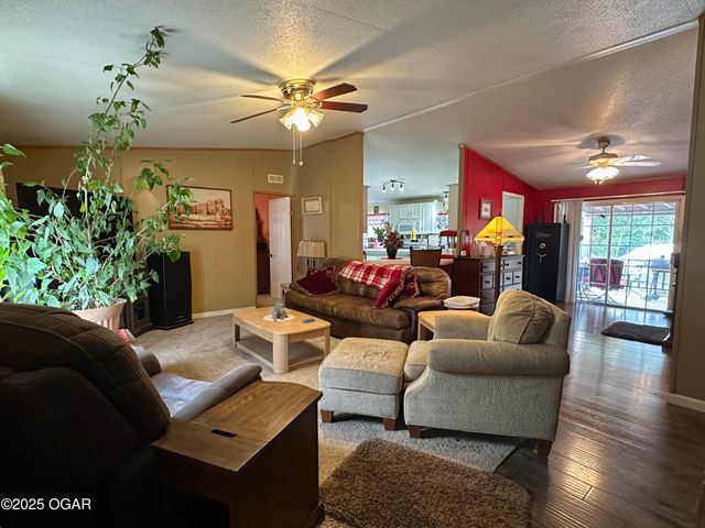 144 Serenity Lane, Anderson, MO 64831