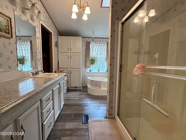 144 Serenity Lane, Anderson, MO 64831