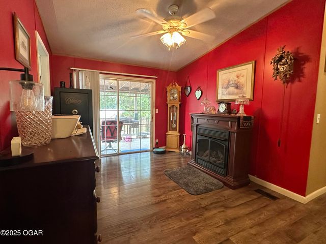 144 Serenity Lane, Anderson, MO 64831