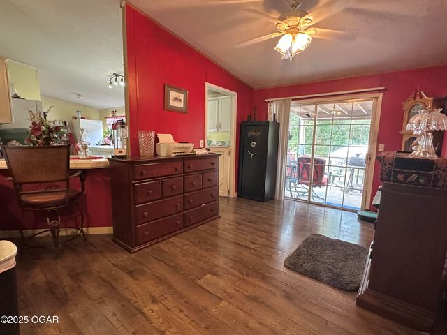 144 Serenity Lane, Anderson, MO 64831