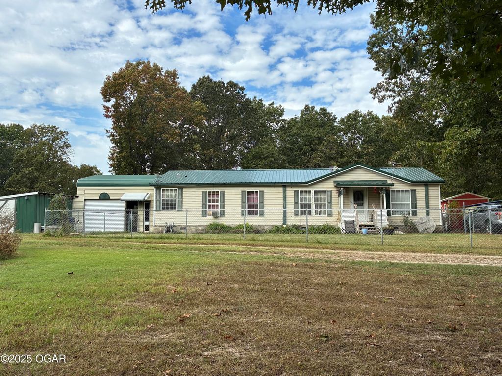 144 Serenity Lane, Anderson, MO 64831