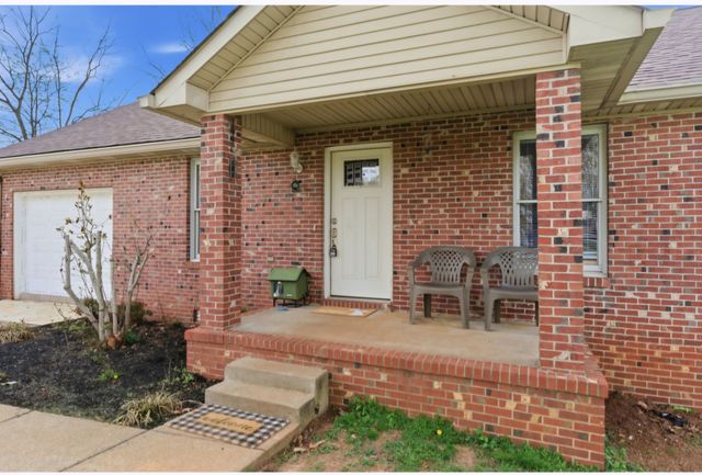 2009 New Deal Potts Rd, Portland, TN 37148