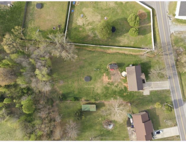 2009 New Deal Potts Rd, Portland, TN 37148