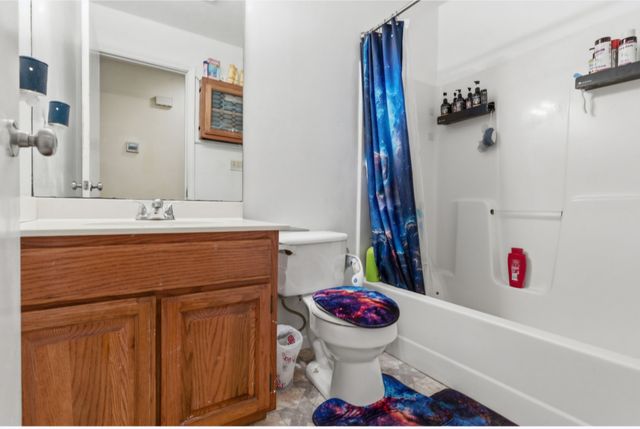 2009 New Deal Potts Rd, Portland, TN 37148