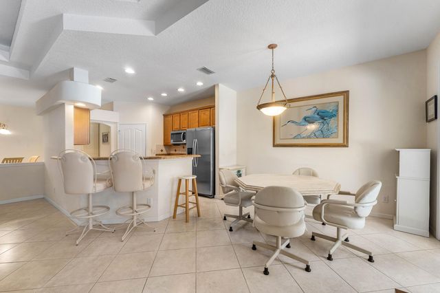 4717 NW Winter Oak Court, Jensen Beach, FL 34957