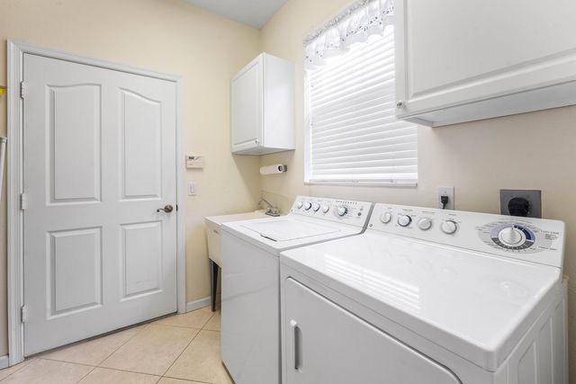 4717 NW Winter Oak Court, Jensen Beach, FL 34957