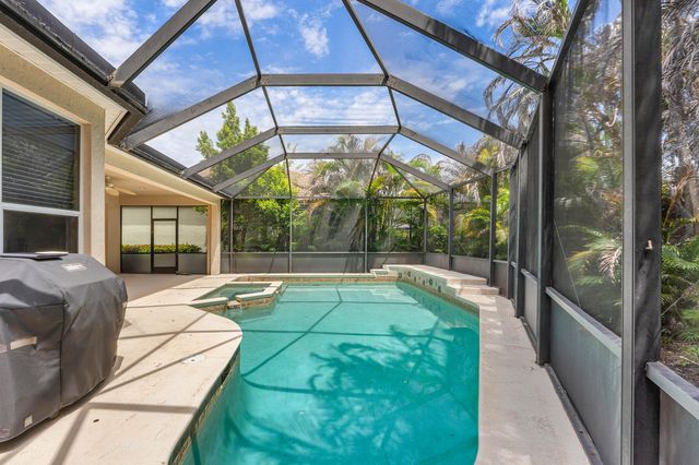 4717 NW Winter Oak Court, Jensen Beach, FL 34957