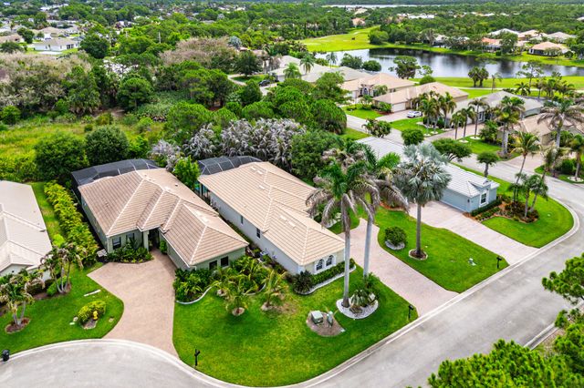 4717 NW Winter Oak Court, Jensen Beach, FL 34957