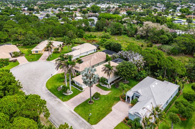 4717 NW Winter Oak Court, Jensen Beach, FL 34957