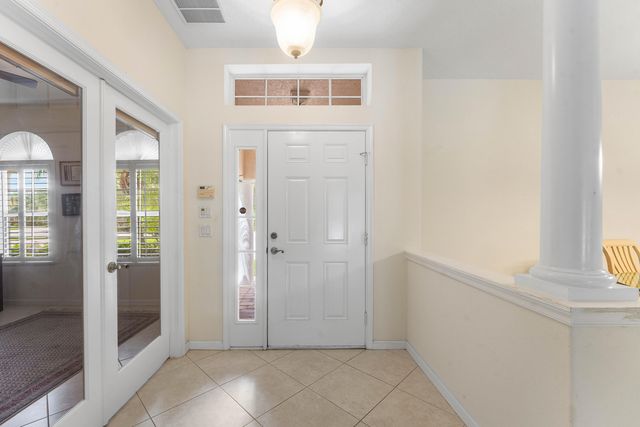 4717 NW Winter Oak Court, Jensen Beach, FL 34957