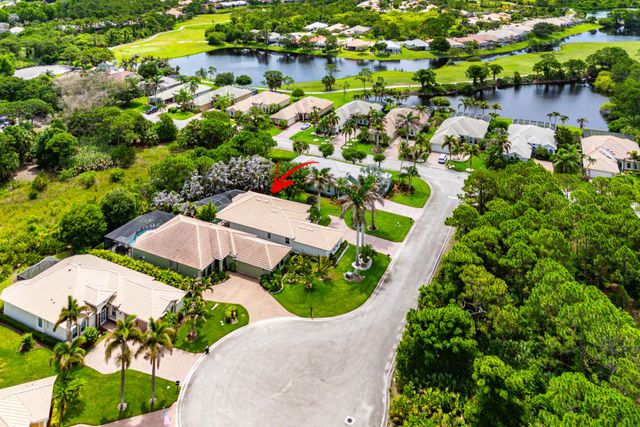 4717 NW Winter Oak Court, Jensen Beach, FL 34957