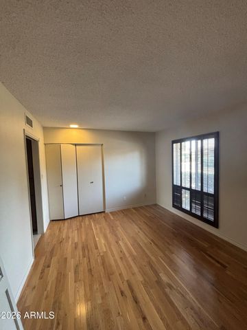 7325 N 11TH Street, Phoenix, AZ 85020