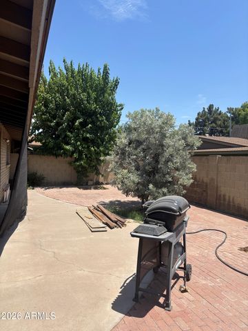 7325 N 11TH Street, Phoenix, AZ 85020