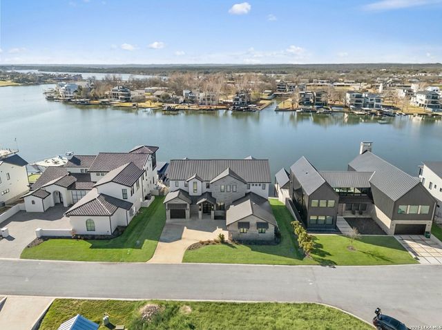 121 Houdini, Kingsland, TX 78639