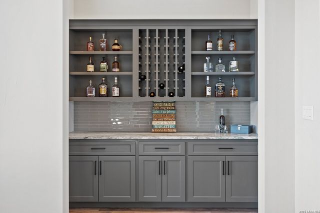 121 Houdini, Kingsland, TX 78639