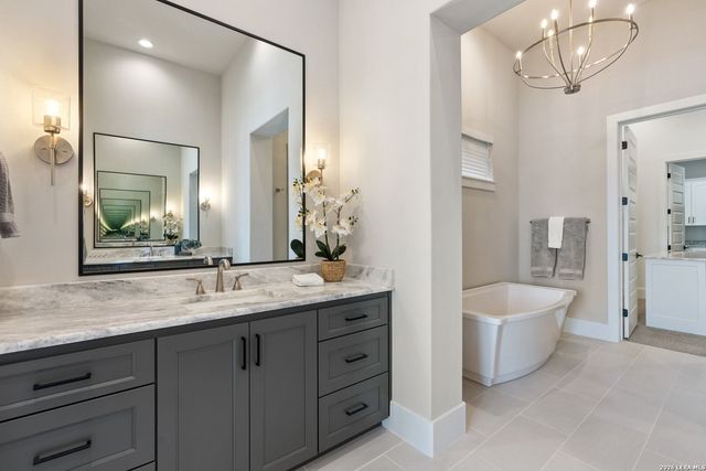 121 Houdini, Kingsland, TX 78639