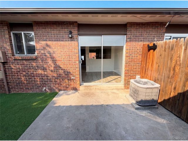 7141 S Webster St, Littleton, CO 80128