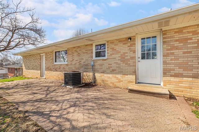 104 Rex Drive, Collinsville, IL 62234