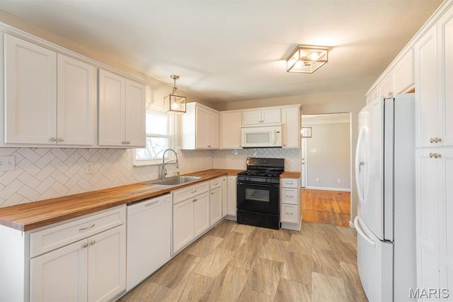 104 Rex Drive, Collinsville, IL 62234