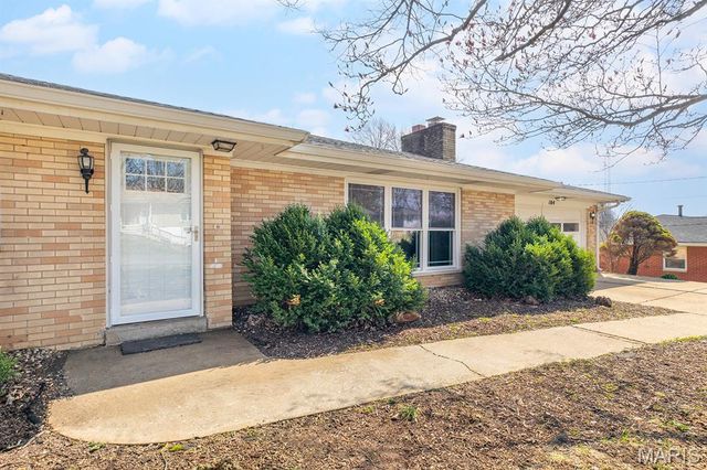 104 Rex Drive, Collinsville, IL 62234