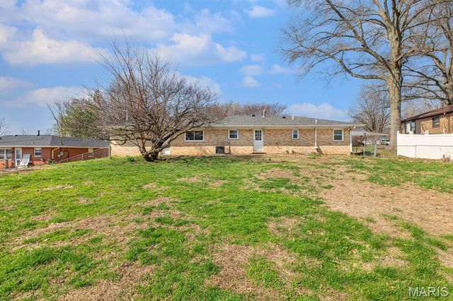 104 Rex Drive, Collinsville, IL 62234