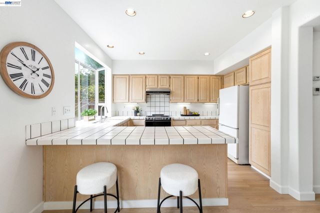 154 Asby Bay, Alameda, CA 94502