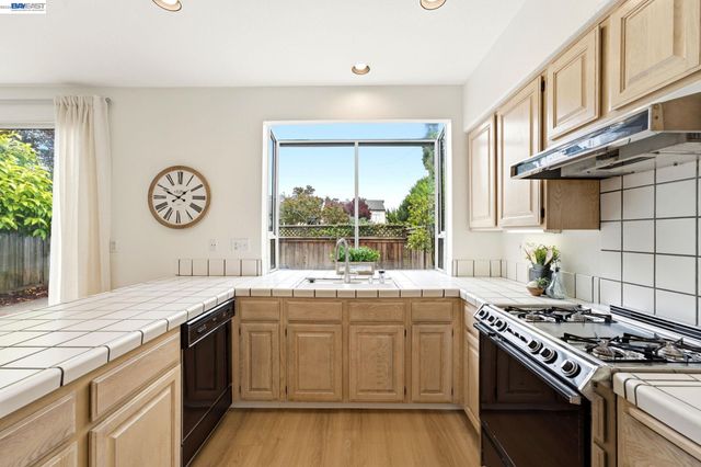 154 Asby Bay, Alameda, CA 94502