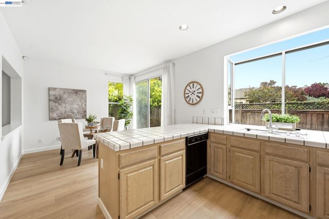 154 Asby Bay, Alameda, CA 94502