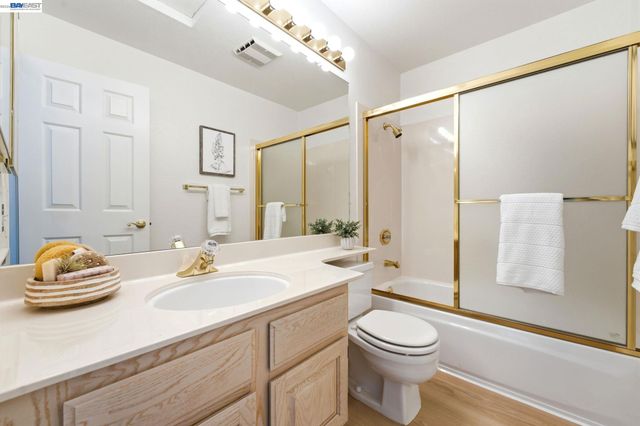 154 Asby Bay, Alameda, CA 94502