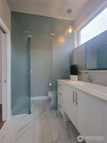 222 4th Avenue, Kirkland, WA 98033