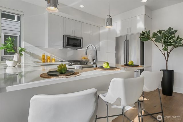 222 4th Avenue, Kirkland, WA 98033