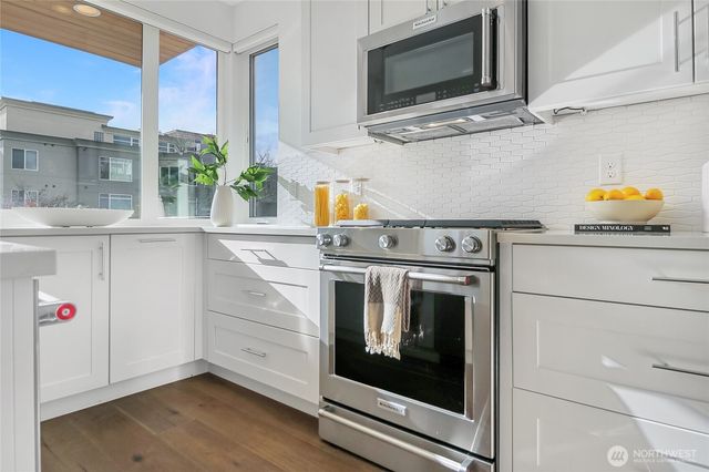 222 4th Avenue, Kirkland, WA 98033