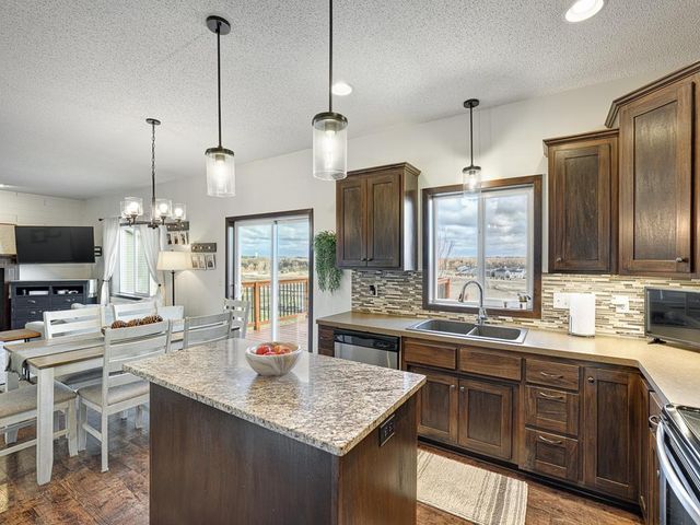 24488 Superior Drive, Rogers, MN 55374