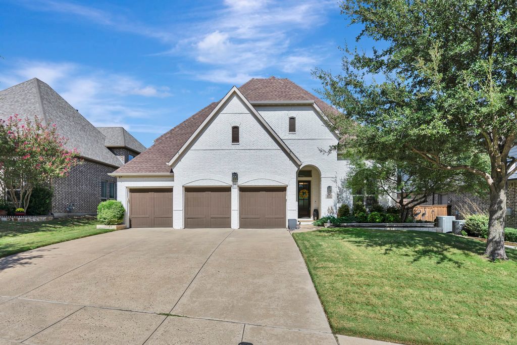 920 Champions Way, Roanoke, TX 76262 — photo 2