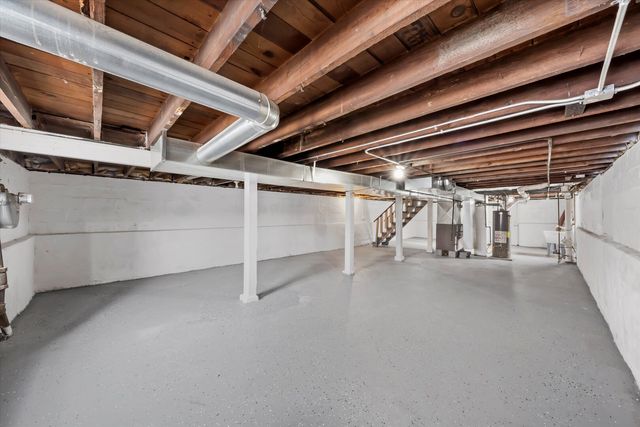 8633 S Union Avenue, Chicago, IL 60620