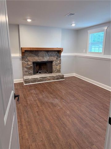 2103 Singer Way, Lithonia, GA 30058